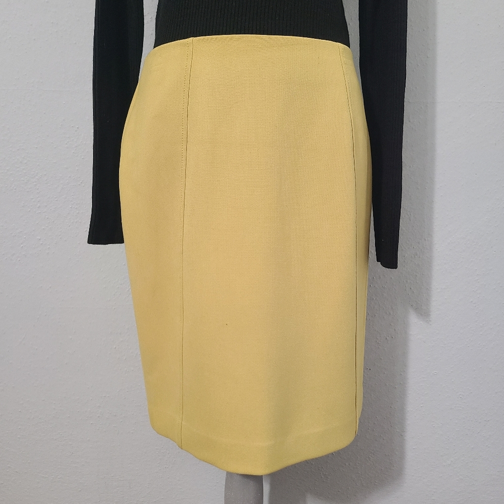 Halogen Pencil‎ Skirt Size 10 Petite